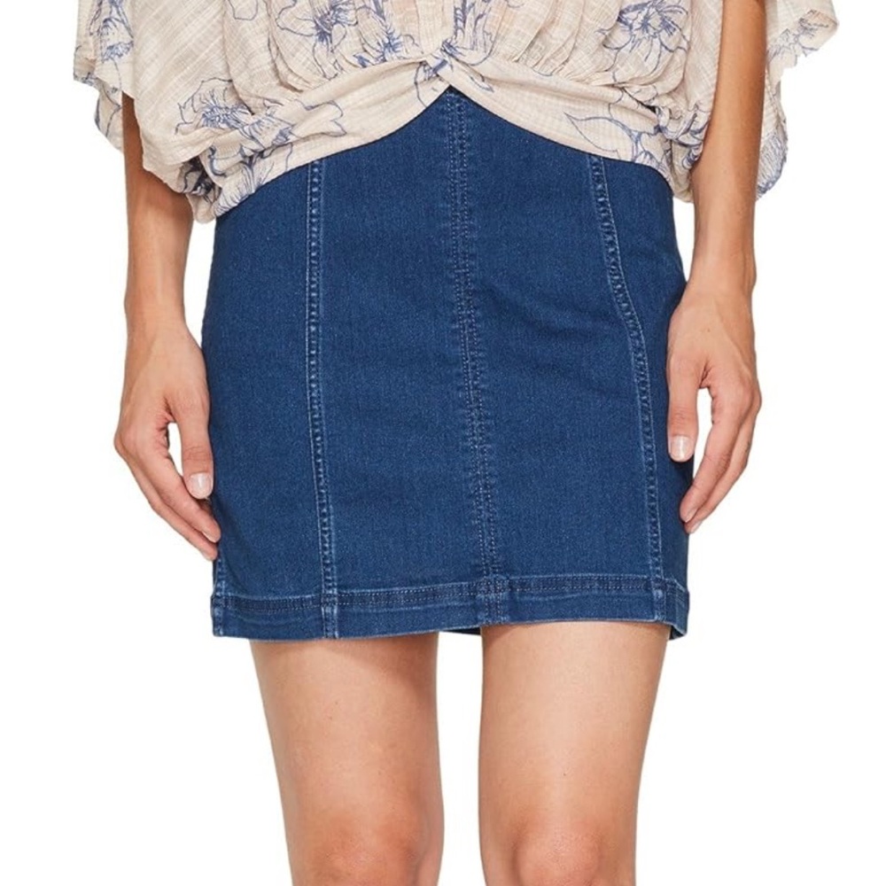 Free People Stretch Denim Mini Skirt Fitted Retro Sz 10 W 30 Medium Wash Pencil